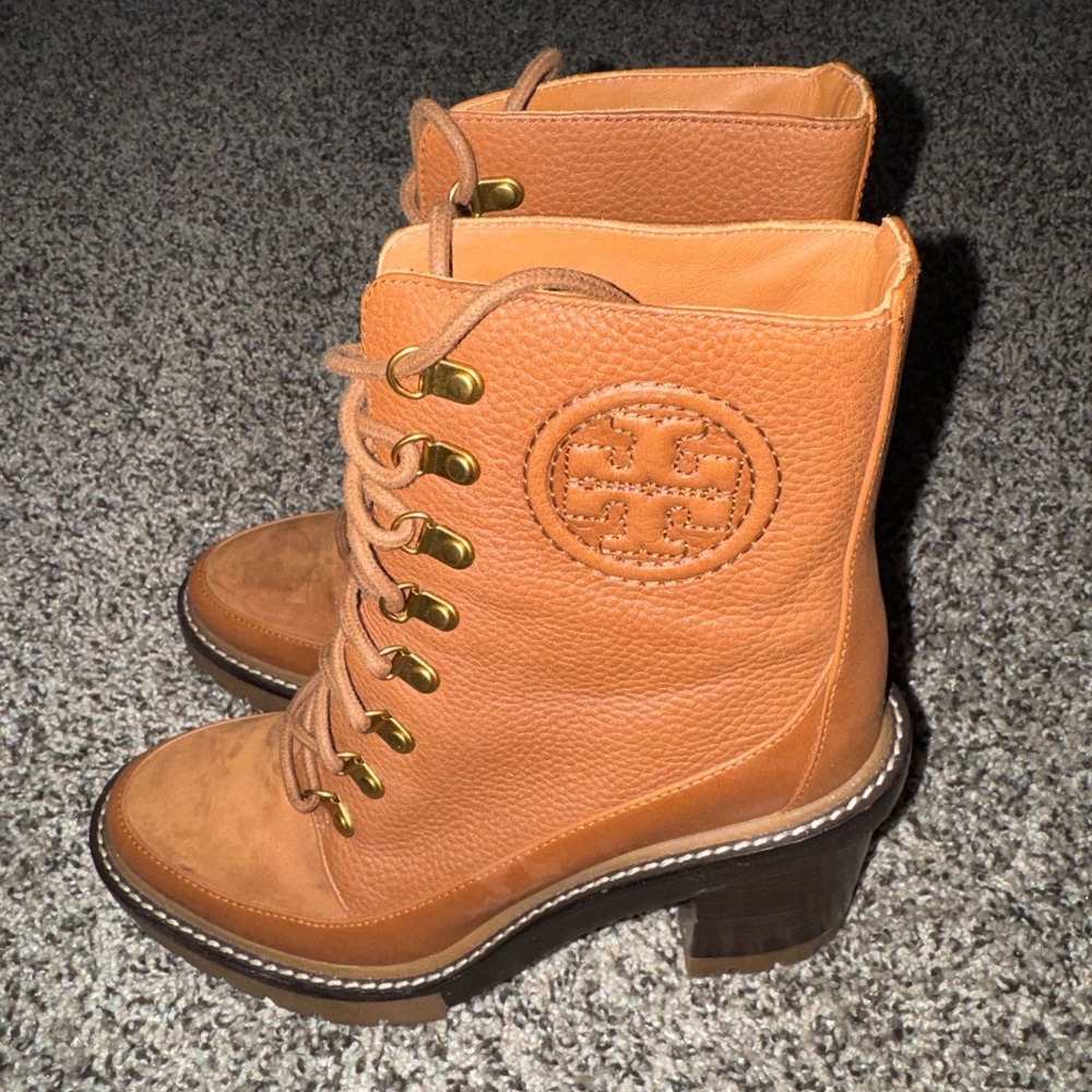 Tory Burch Tan Lace-Up Leather Combat Boots Excellent Condition - Picture 2 of 5